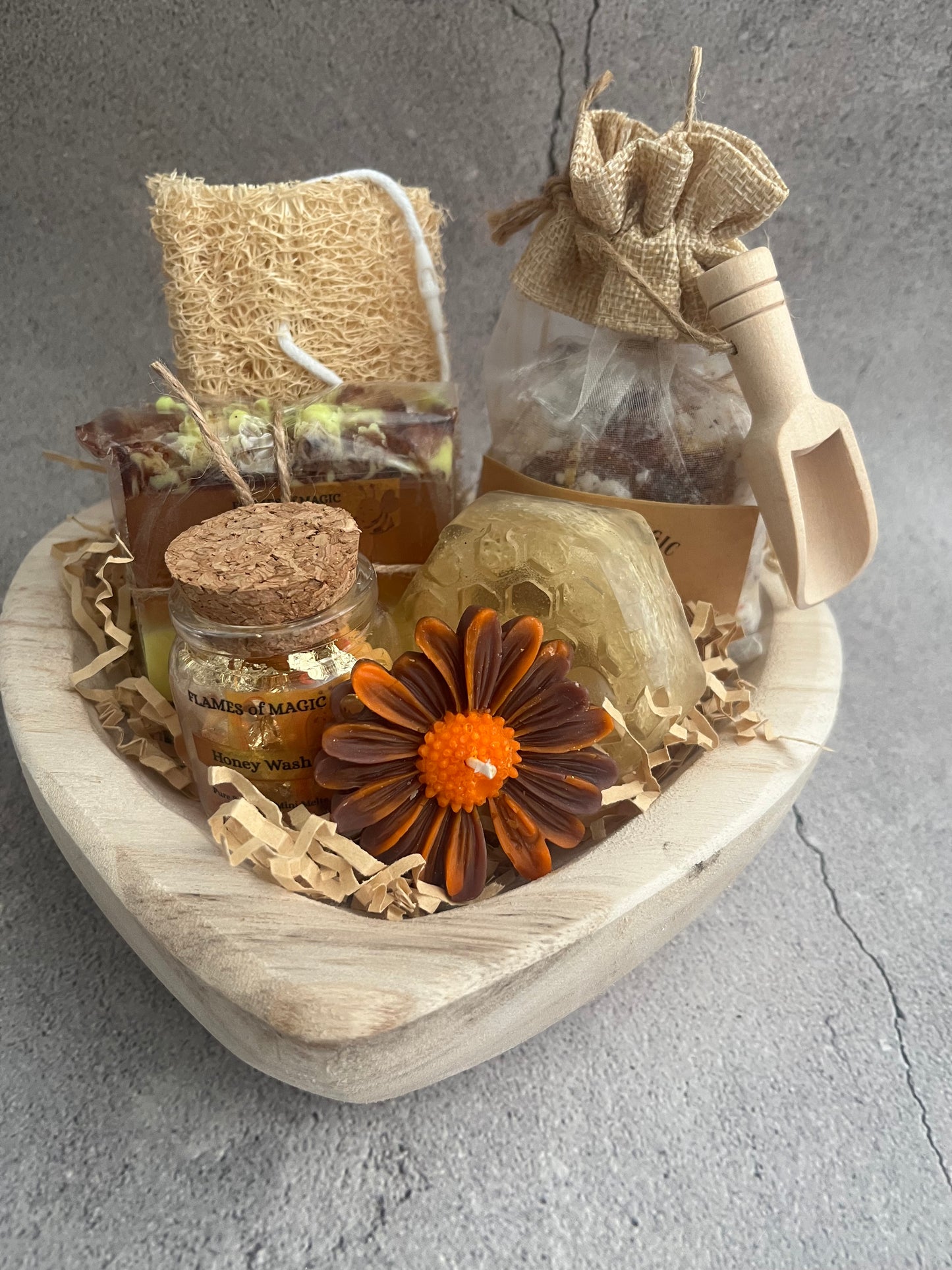 The Golden Glow Luxury Gift Set “Honey Wash “